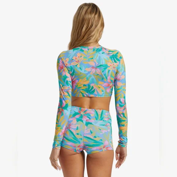 Billabong Tropic Daze Cropped Rashguard & Marina High Waist Surf Shorts Set - Picture 15 of 15